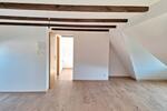 Dachgeschoßwohnung Reichenbach im Vogtland - 2 Zimmer, 43 m&sup2;, 215&euro; | Angebot:25181804