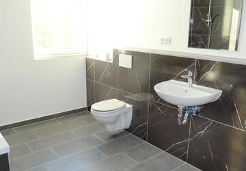 Wohnung Zwickau - 4 Zimmer, 120 m&sup2;, 700&euro; | Angebot:21447983