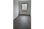 Etagenwohnung Glauchau - 4 Zimmer, 67 m&sup2;, 420&euro; | Angebot:25591473