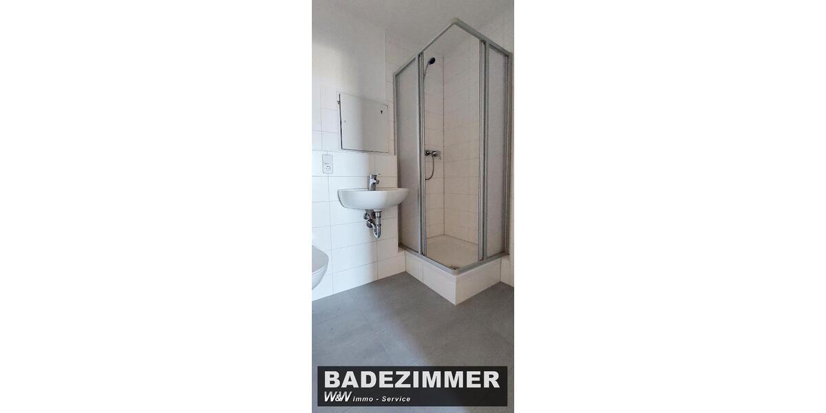 Etagenwohnung Zwickau Neuplanitz - 3 Zimmer, 71 m&sup2;, 285&euro; | Angebot:24877887