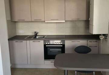 Wohnung Zwickau Innenstadt - 1 Zimmer, 40 m&sup2;, 320&euro; | Angebot:27221229