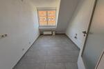Dachgeschoßwohnung Zwickau - 2 Zimmer, 65 m&sup2;, 430&euro; | Angebot:26338051