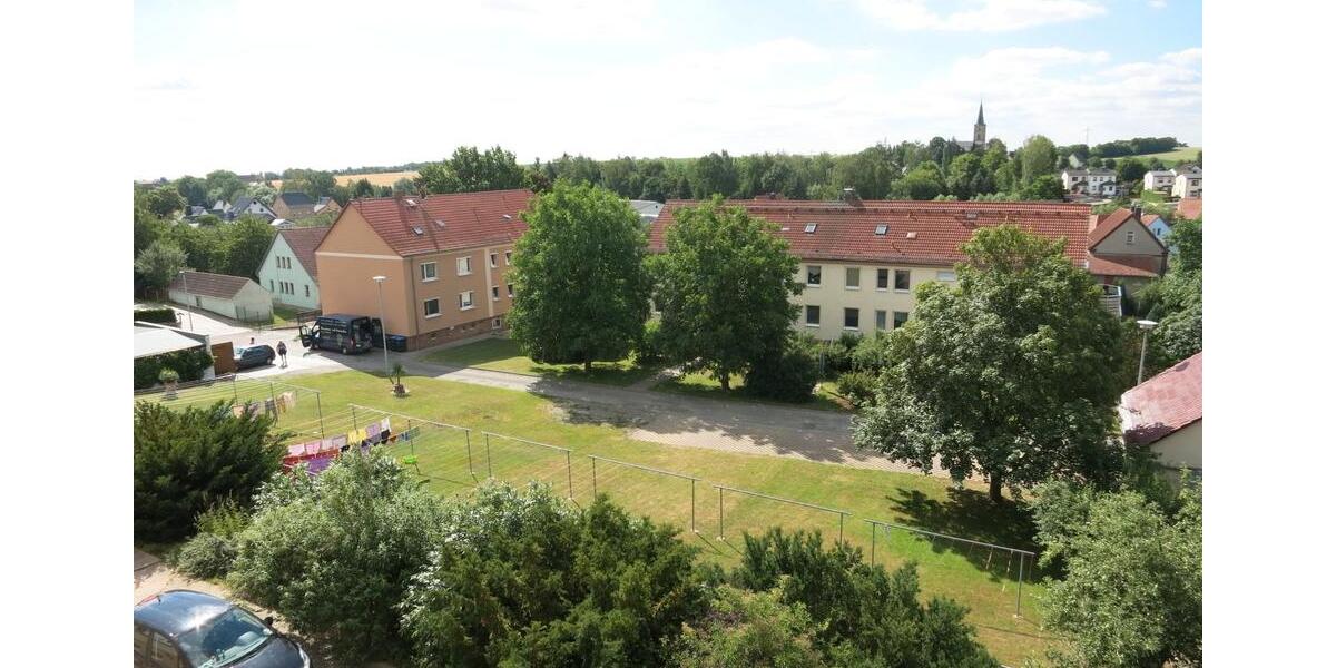 Etagenwohnung Schmölln - 4 Zimmer, 79 m&sup2;, 420&euro; | Angebot:26365477