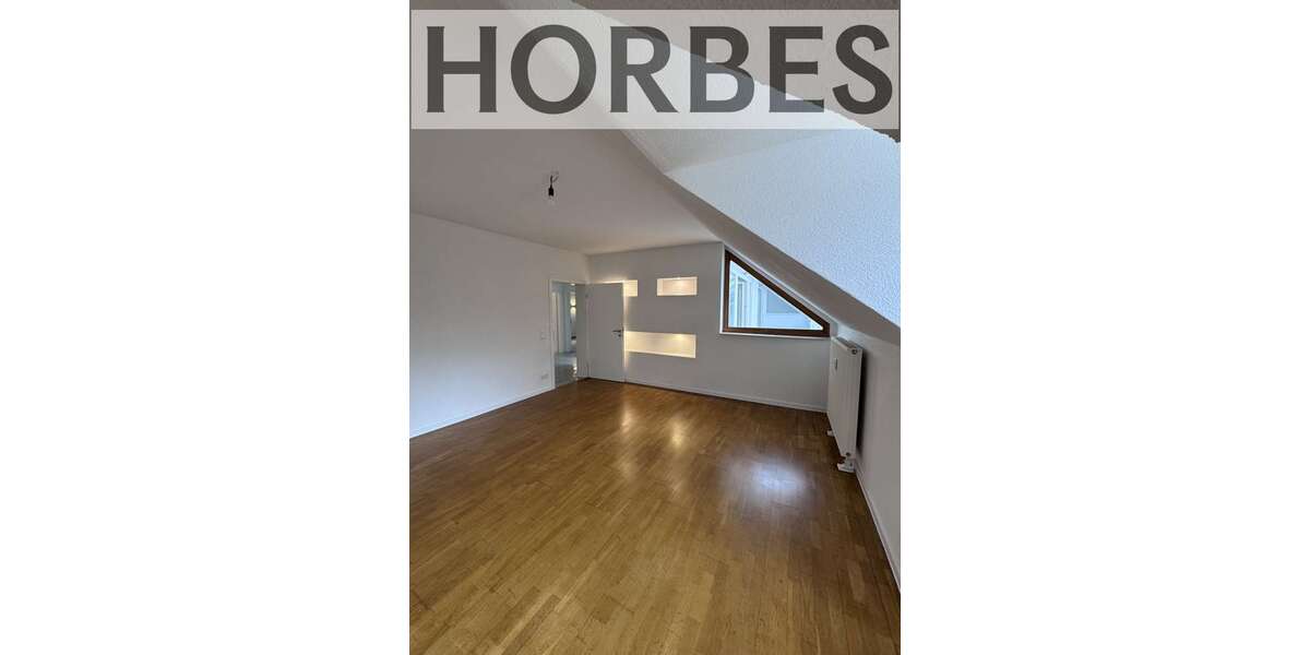 Etagenwohnung Zwickau Nordvorstadt - 2 Zimmer, 106 m&sup2;, 650&euro; | Angebot:24890720