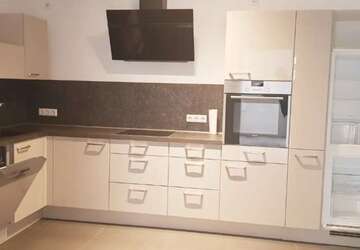 Wohnung Sachsen - Zwickau Zwickau - 5 Zimmer, 155 m&sup2;, 950&euro; | Angebot:27348550