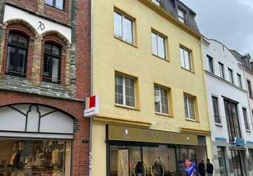 Wohnung Zwickau Innenstadt - 3 Zimmer, 132 m&sup2;, 925&euro; | Angebot:24315560