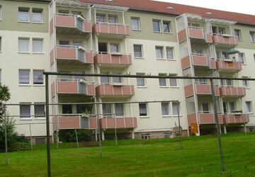 Wohnung Lichtenstein (Sachsen) - 2 Zimmer, 50 m&sup2;, 327&euro; | Angebot:21540078
