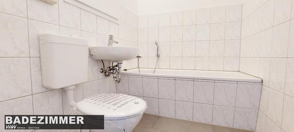 Etagenwohnung Zwickau Neuplanitz - 3 Zimmer, 69 m&sup2;, 349&euro; | Angebot:26277919