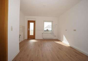 Wohnung Zwickau Marienthal - 2 Zimmer, 52 m&sup2;, 341&euro; | Angebot:26074034