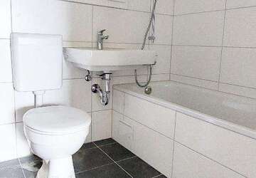 Wohnung Zwickau Pölbitz - 3 Zimmer, 71 m&sup2;, 460&euro; | Angebot:27299592