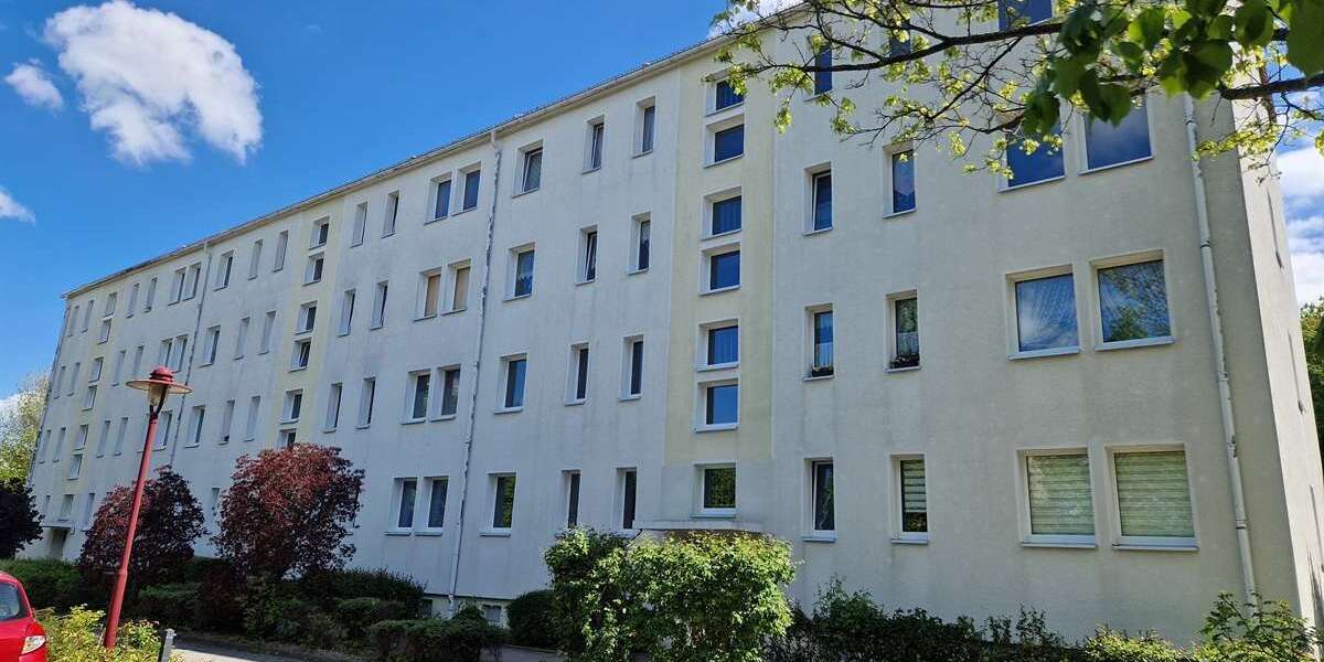 Etagenwohnung Glauchau - 3 Zimmer, 56 m&sup2;, 340&euro; | Angebot:26994548