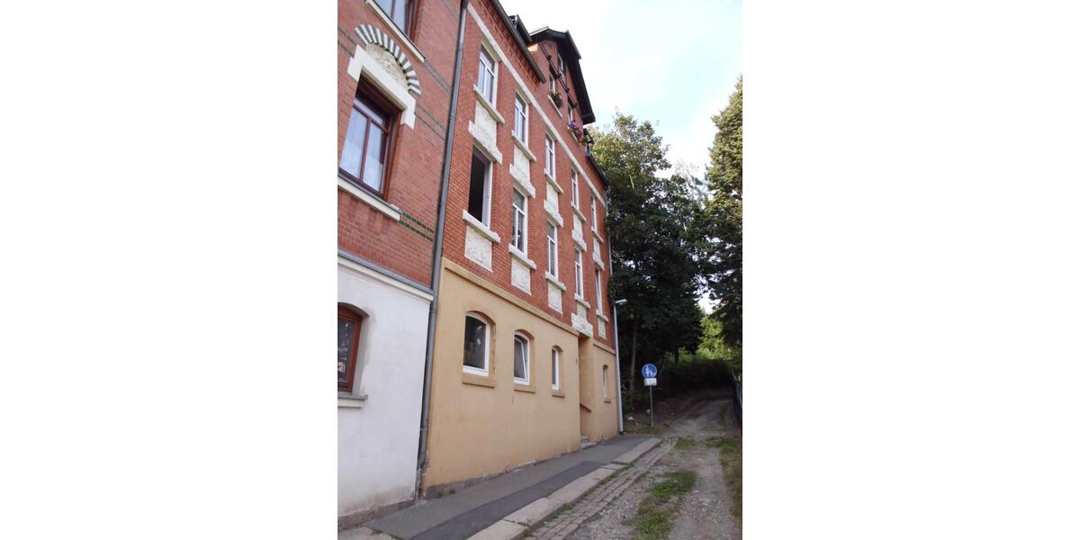 Dachgeschoßwohnung Reichenbach im Vogtland - 2 Zimmer, 43 m&sup2;, 215&euro; | Angebot:25181804