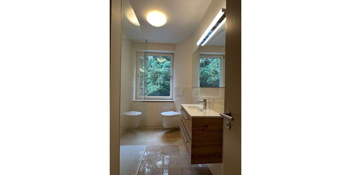 Etagenwohnung Zwickau Niederplanitz - 3 Zimmer, 72 m&sup2;, 570&euro; | Angebot:27337310