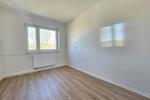 Dachgeschoßwohnung Aue-Bad Schlema Bad Schlema - 3 Zimmer, 78 m&sup2;, 389&euro; | Angebot:26645174