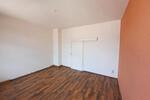 Etagenwohnung Reichenbach im Vogtland - 4 Zimmer, 84 m&sup2;, 300&euro; | Angebot:26566347